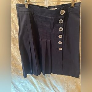 Burberry navy skirt. Size US 6